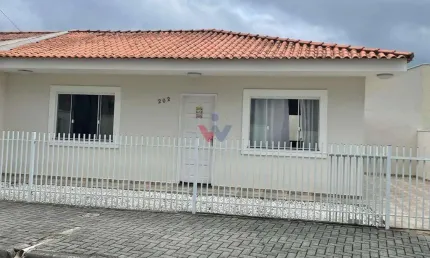 Casa de Condomínio para venda em Quississana de 51.00m² com 2 Quartos