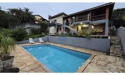 Casa de Condomínio para alugar em Alpes Dos Araçás (jordanésia) de 450.00m² com 4 Quartos, 3 Suites e 6 Garagens