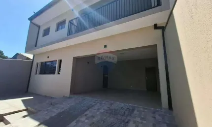 Casa para venda em Jardim Amanda I de 200.00m² com 3 Quartos, 1 Suite e 4 Garagens