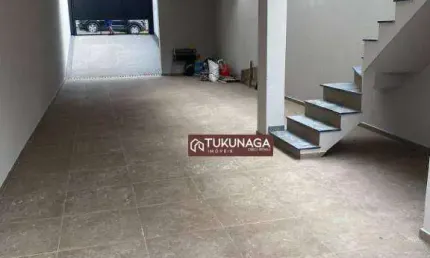 Sobrado para venda em Jardim Santa Mena de 170.00m² com 3 Quartos, 3 Suites e 6 Garagens