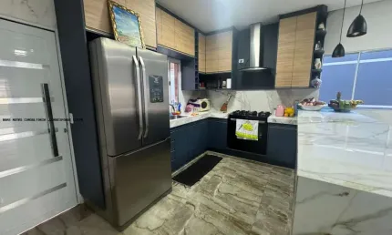 Sobrado para venda em Residencial Jardim Nazaré I de 319.00m² com 4 Quartos, 1 Suite e 4 Garagens