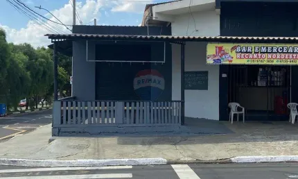 Imóvel Comercial para alugar em Jardim Amanda I de 50.00m² com 2 Garagens