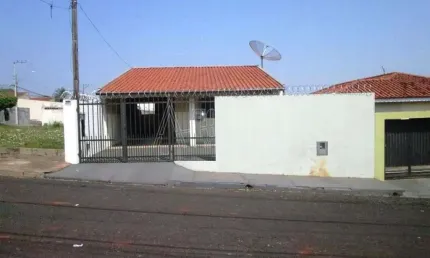 Casa para venda em Jardim Tangará de 171.00m² com 3 Quartos, 1 Suite e 3 Garagens