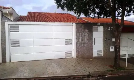 Casa para venda em Parque Igaçaba de 122.00m² com 3 Quartos, 2 Suites e 4 Garagens