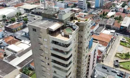 Apartamento para venda em Centro de 203.00m² com 4 Quartos, 1 Suite e 2 Garagens