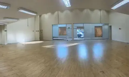 Loja para alugar em Jardim Wanel Ville Iv de 1200.00m² com 30 Garagens