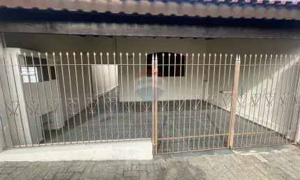 Casa para venda em Vila Hortência de 114.07m² com 2 Quartos e 2 Garagens