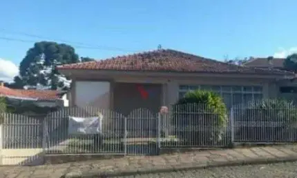 Casa para venda em Lapa de 801.00m² com 5 Quartos e 2 Garagens