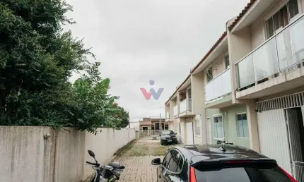 Sobrado para venda em estados de 65.00m² com 2 quartos e 3 garagens