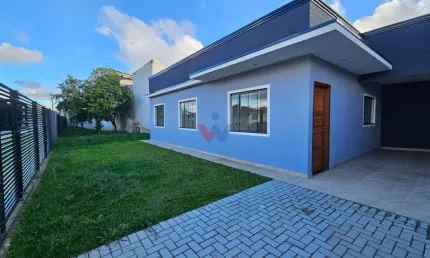 Casa para venda em Costeira de 59.00m² com 2 Quartos e 2 Garagens