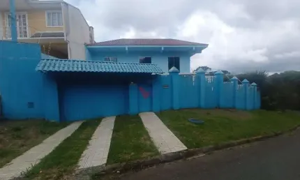 Sobrado para venda em Cachoeira de 240.00m² com 3 Quartos e 5 Garagens