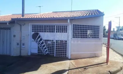 Casa para venda em Vila Cidade Industrial (vila Xavier) de 127.00m² com 2 Quartos, 1 Suite e 2 Garagens