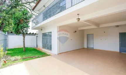 Casa para venda em Jardim Refúgio de 350.00m² com 5 Quartos, 1 Suite e 4 Garagens