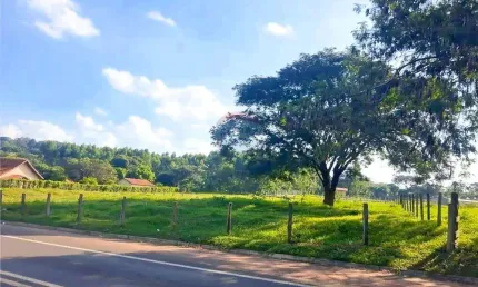 Terreno à venda no Centro, São Pedro 