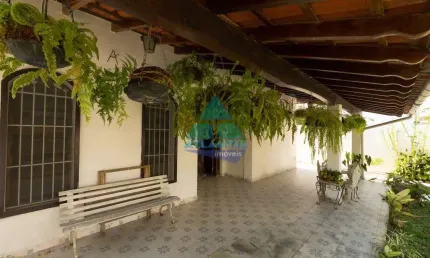 Casa para venda em Praia Da Lagoinha de 212.00m² com 4 Quartos, 3 Suites e 2 Garagens