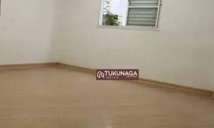 Apartamento para alugar em Jardim Iv Centenário de 42.00m² com 2 Quartos e 1 Garagem