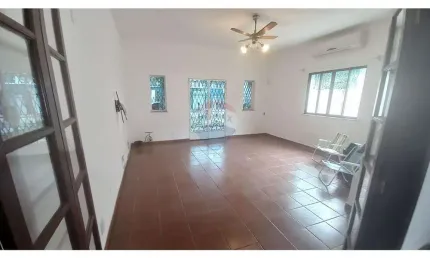 Casa para venda em Cocotá de 260.00m² com 5 Quartos e 4 Garagens