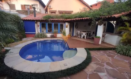 Casa para venda em Alphaville de 244.10m² com 3 Quartos, 3 Suites e 2 Garagens