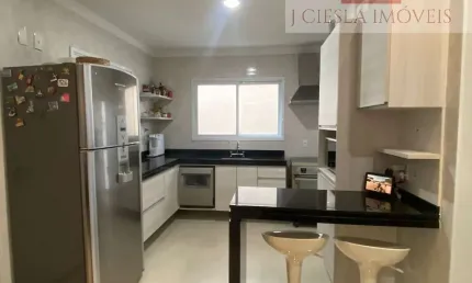 Casa de condomínio para venda em medeiros de 145.00m² com 3 quartos, 1 suite e 3 garagens