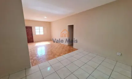 Apartamento para alugar em Centro de 150.00m² com 3 Quartos e 1 Suite