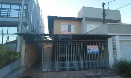 Sobrado para venda em Vila Maracanã de 149.00m² com 3 Quartos e 2 Garagens