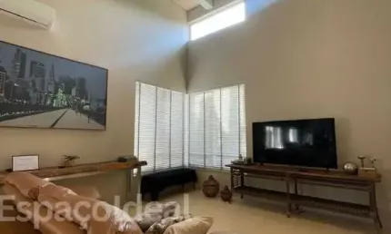 Casa para venda em Jardim Itamaraty de 248.00m² com 2 Quartos, 1 Suite e 4 Garagens