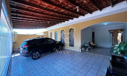 Casa para venda em Parque Industrial Lagoinha de 180.00m² com 4 Quartos, 2 Suites e 4 Garagens