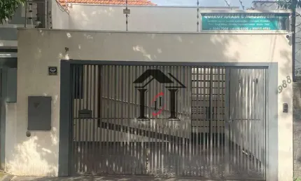 Casa para venda em Centro de 157.00m² com 3 Quartos e 2 Garagens