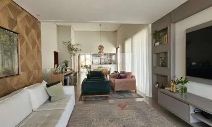 Casa de Condomínio para venda em Loteamento Residencial E Comercial Horto Florestal de 483.00m² com 3 Quartos, 3 Suites e 4 Garagens