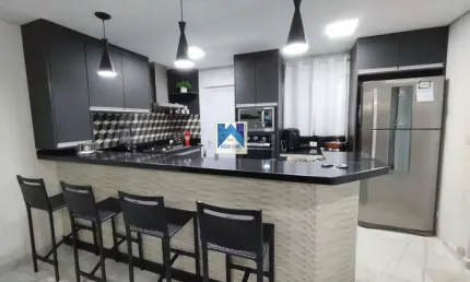 Sobrado para venda em Residencial Colinas de 157.00m² com 3 Quartos, 1 Suite e 1 Garagem