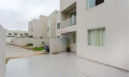 Sobrado para venda em Uberaba de 91.00m² com 3 Quartos, 1 Suite e 2 Garagens