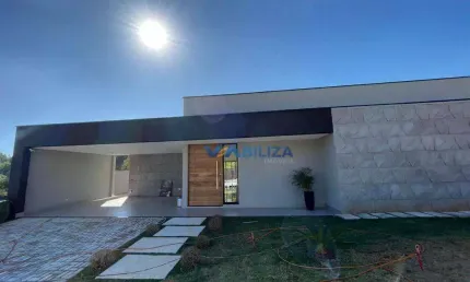 Casa para venda em Condomínio Terras De Santa Cruz de 261.00m² com 3 Quartos, 3 Suites e 4 Garagens