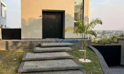 Casa de Condomínio para venda em Jardim Fazenda Rincao - Aruja V de 286.00m² com 3 Quartos, 3 Suites e 5 Garagens