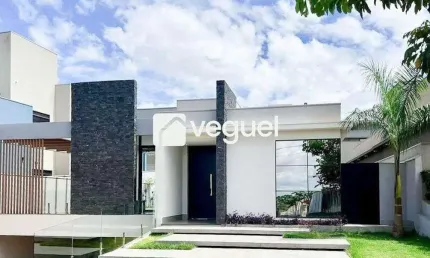 Casa para alugar em Vila do Golf de 262.00m² com 3 Quartos, 3 Suites e 4 Garagens