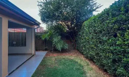 Casa de condomínio para alugar em bosque das juritis de 213.13m² com 3 quartos, 3 suites e 4 garagens