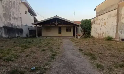 Casa para alugar em Nova Americana de 300.00m² com 2 Quartos e 10 Garagens