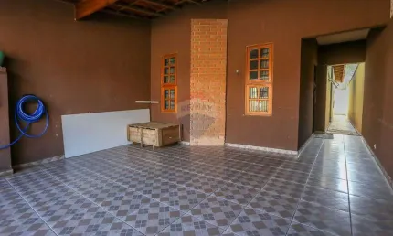 Casa para venda em Parque Ouro Fino de 70.95m² com 2 Quartos, 1 Suite e 1 Garagem