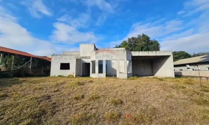 Casa para venda em Residencial Parque Laguna I de 180.00m² com 3 Quartos, 3 Suites e 2 Garagens