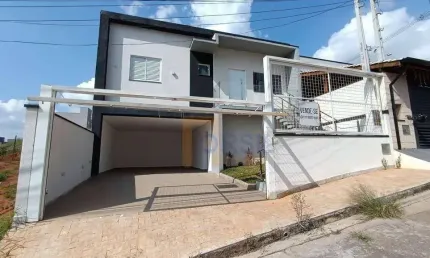 Sobrado para venda em Vila São Paulo de 90.00m² com 2 Quartos, 1 Suite e 4 Garagens