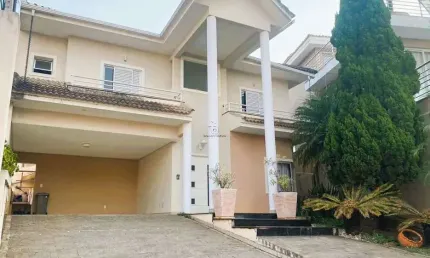 Sobrado para venda em Além Ponte de 530.00m² com 4 Quartos, 4 Suites e 2 Garagens