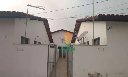 Casa para alugar em Éden de 45.00m² com 2 Quartos e 1 Garagem