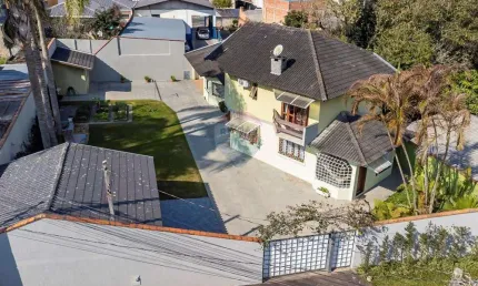 Sobrado para venda em tingui de 330.00m² com 5 quartos, 1 suite e 4 garagens
