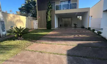 Casa para venda em Fazenda Rodeio de 204.00m² com 3 Quartos, 1 Suite e 4 Garagens