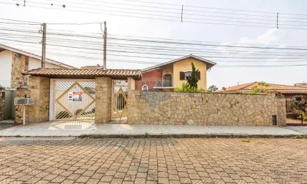 Casa para venda em Bom Jesus dos Perdões de 611.00m² com 4 Quartos, 1 Suite e 6 Garagens