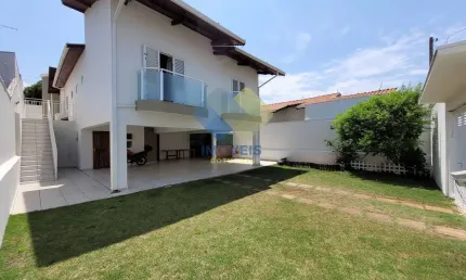 Casa para venda em jardim cambuí de 203.00m² com 3 quartos, 1 suite e 6 garagens