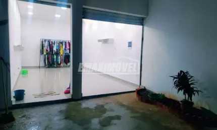 Sala comercial para alugar em parque dos eucaliptos de 32.00m² com 2 garagens