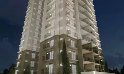 Apartamento para venda em Centro de 132.00m² com 3 Quartos, 3 Suites e 3 Garagens