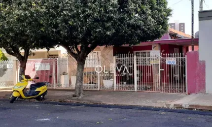 Casa para venda em Vila Santa Cruz de 148.00m² com 3 Quartos e 3 Garagens