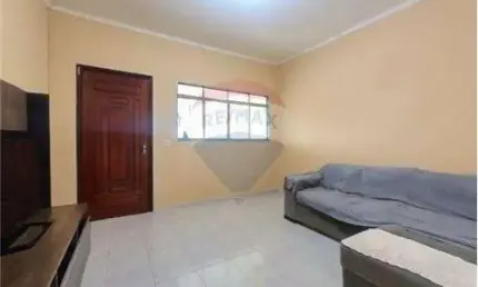 Casa para venda em Jardim Residencial Alvorada de 110.30m² com 2 Quartos e 2 Garagens