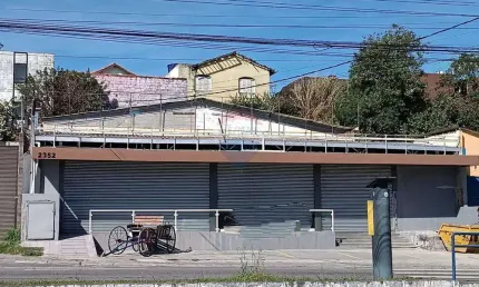 Sala Comercial para alugar em Vila Riman de 530.00m² com 8 Garagens